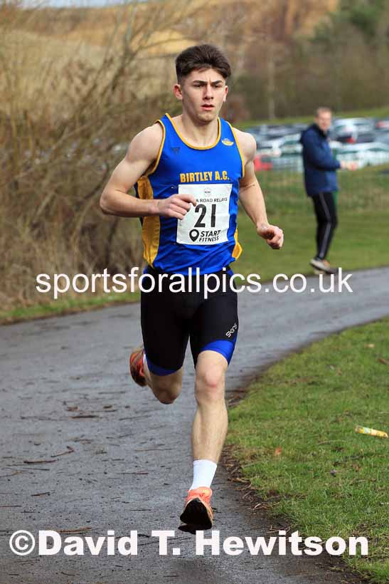 Senior Men and Veterans (Over 40s), 2023 NECAA Royal Signals Relays, Hetton le Hole, County Durham. Photo: David T. Hewitson/Sports for All Pics